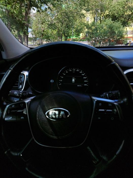 Продам Kia Sorrento 2020год