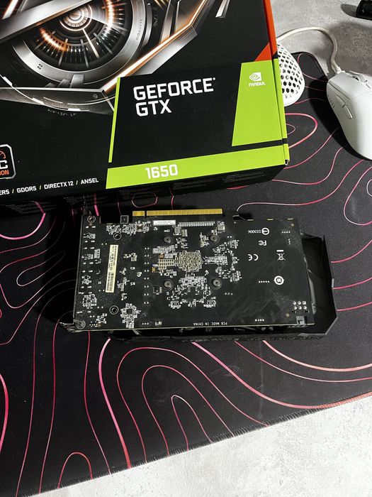 gigabyte GTX 1650  windforse os 4GB
