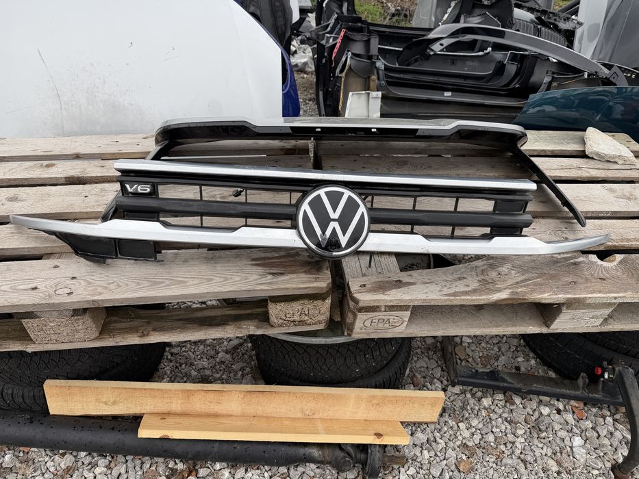 Решетка VW Amarok 2022 год.-