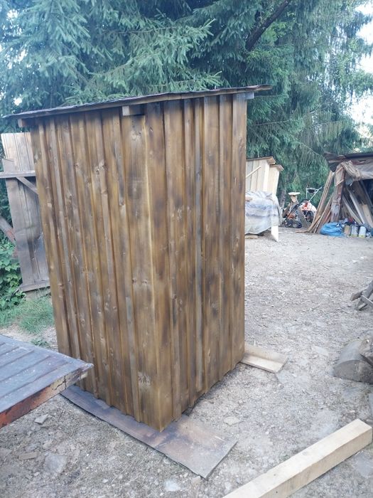 Toaleta de gradina  wc