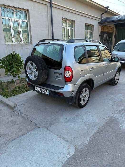 Chevrolet Niva ВАЗ 2123 "Bertone", 2014 год, пробег: 147 000