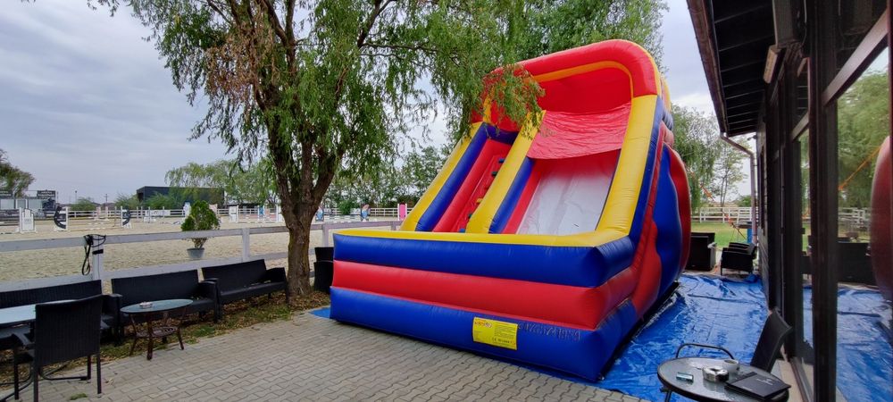 Tobogan gonflabil ,eveniment copii,petreceri private,balon gonflabil