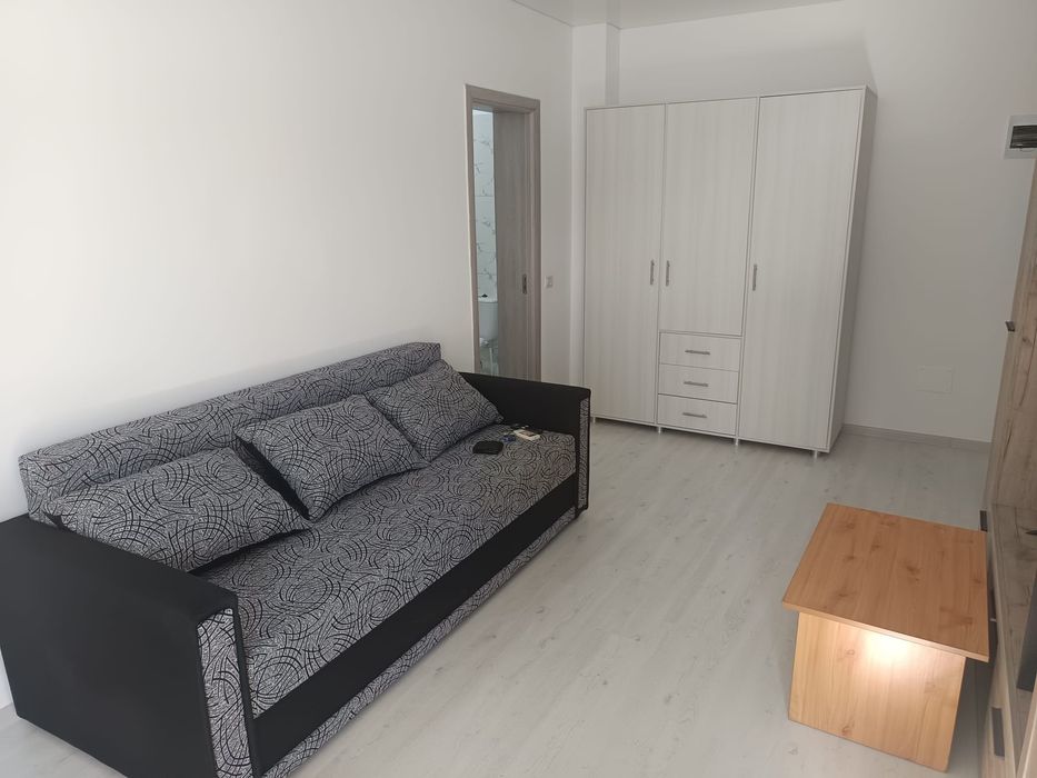 Garsoniera de închiriat, Tineretului nr 35bis