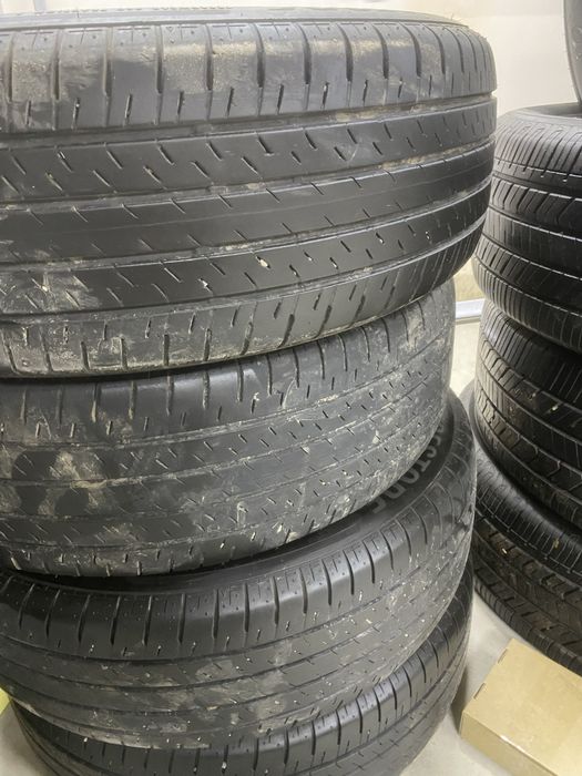 Продам летние шины Bridgestone 235/60/18