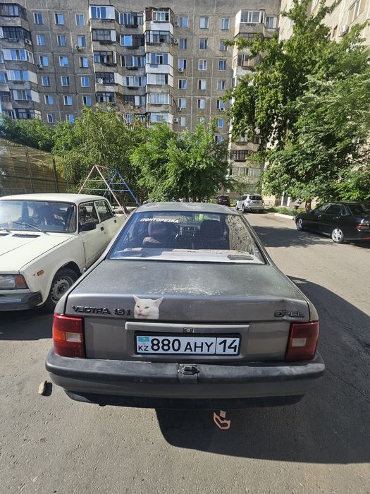 Опель вектра а 1.6