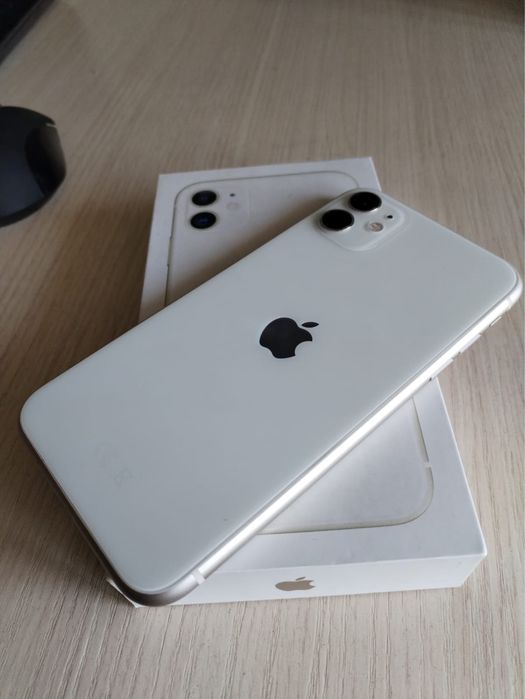 Iphone 11 в отличном состоянии