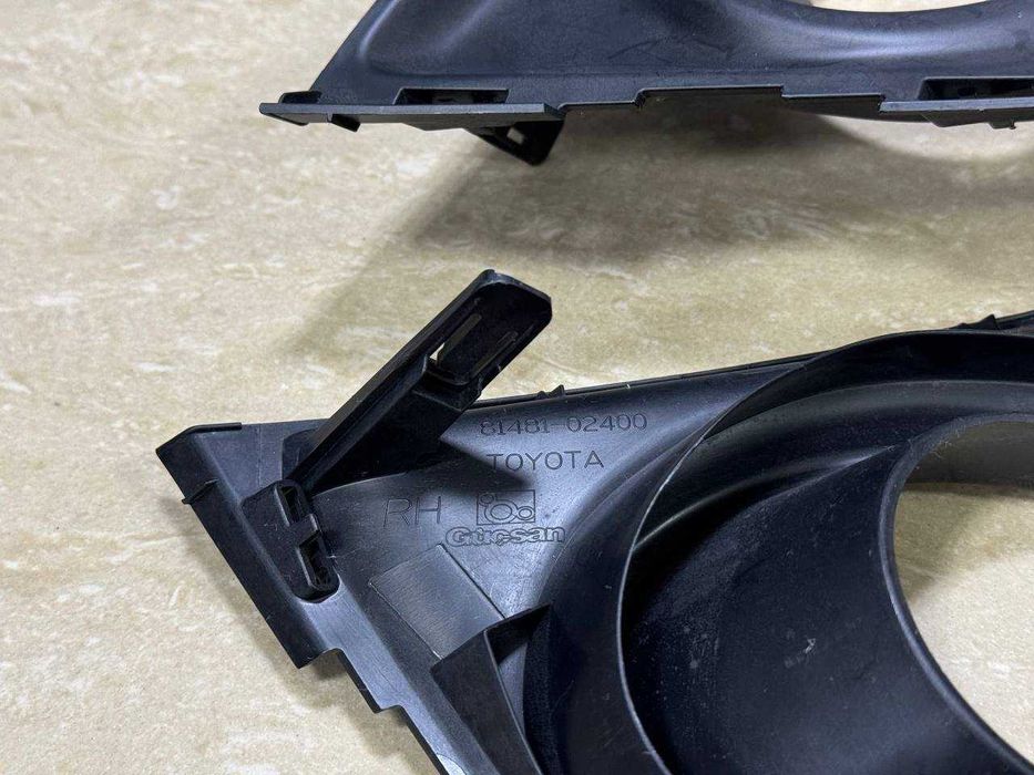 Окантовка ПТФ (Рамка ПТФ) на Toyota Corolla E180