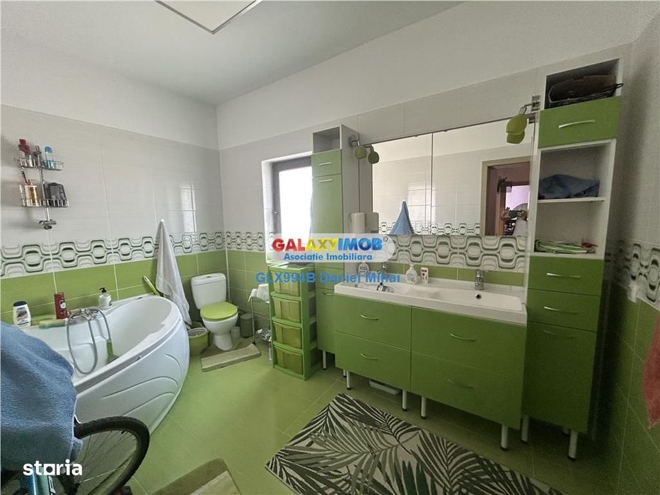 Duplex 4 camere-Mansarda utila-Curte amenajata-Pivnita-str Safirului