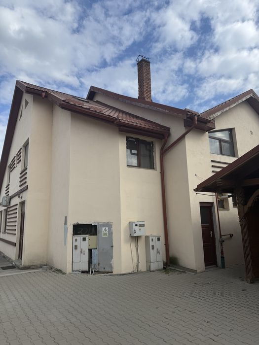 Cladire de inchiriat