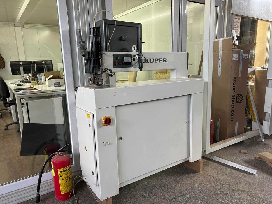 Шивачка за фурнир / Машина за съединяване на фурнир KUPER FW/J 92