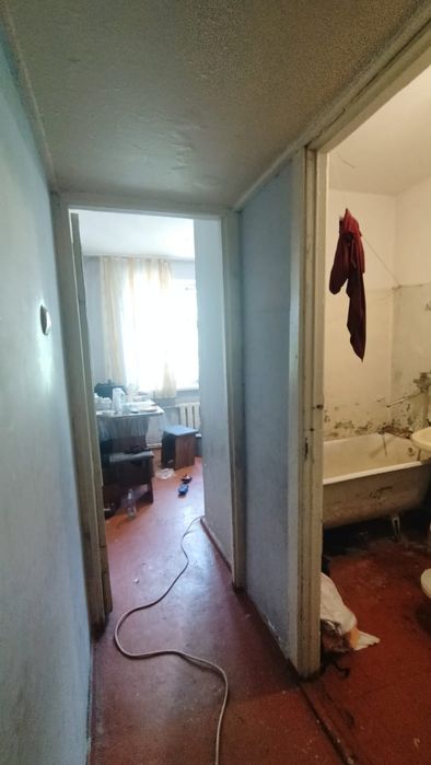 Продаётся 2х ком. кв. в 7мкр дом 13