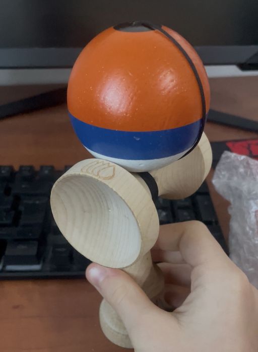 Kendama setup grip bun