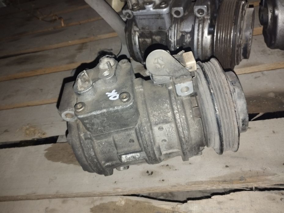 BMW E32 Е34 E36 компрессор кондиционера