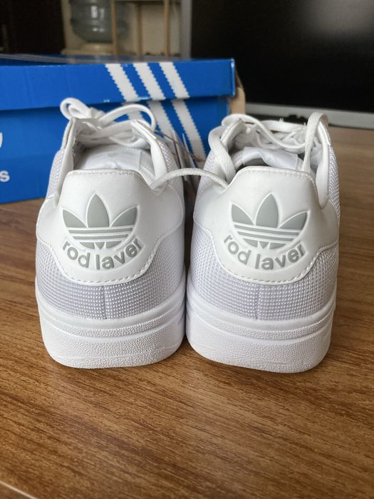 Оригинални мъжки маратонки Adidas Rod Laver