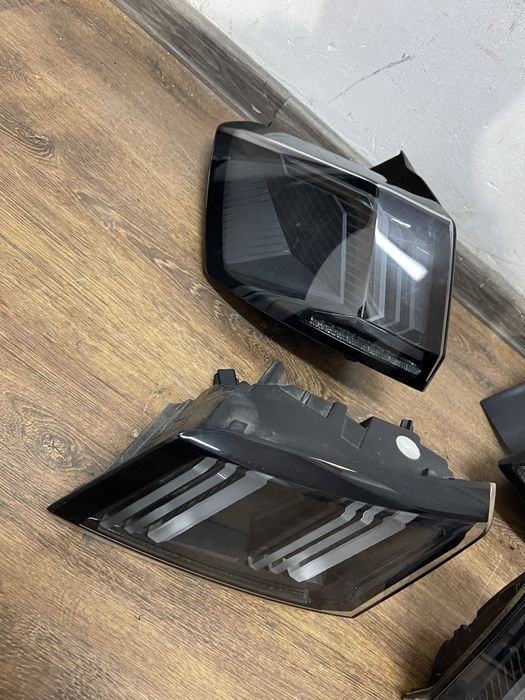 Triple stopuri spate stanga dreapta Peugeot 3008 1.5 hdi 2020-2024