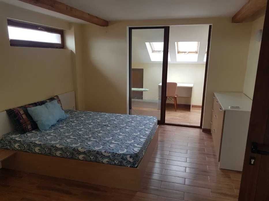 Дава се под наем Двустаен апартамент в Божурище - 65 кв.м за 375 € - Снимка #1