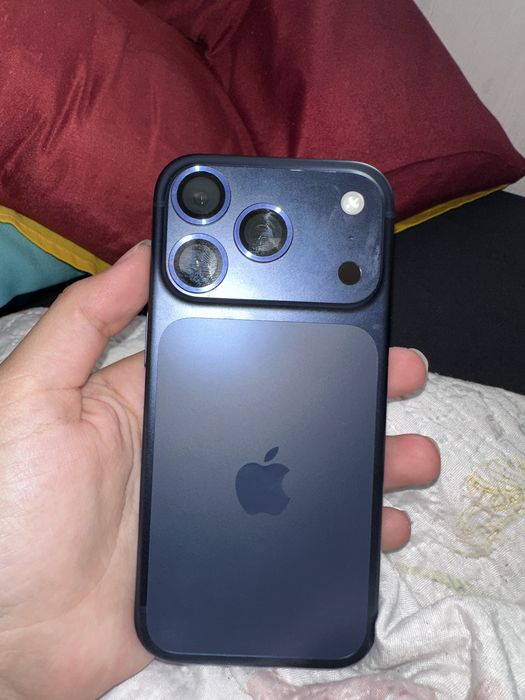 Продам Iphone 17 pro