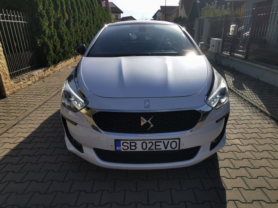 Ds 5 (Citroen) stare excelentă, detin raport! 
Mașină în stare foar