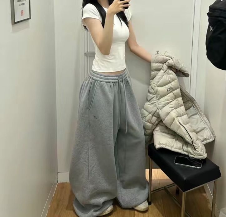 Широкие штаны с резинкой