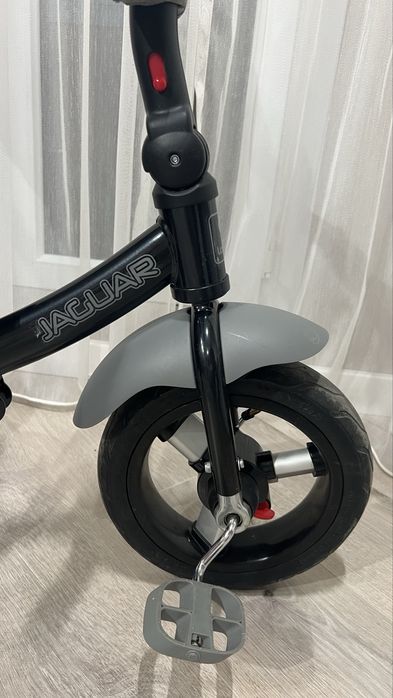 Продам детский велосипед Jaguar 3в1