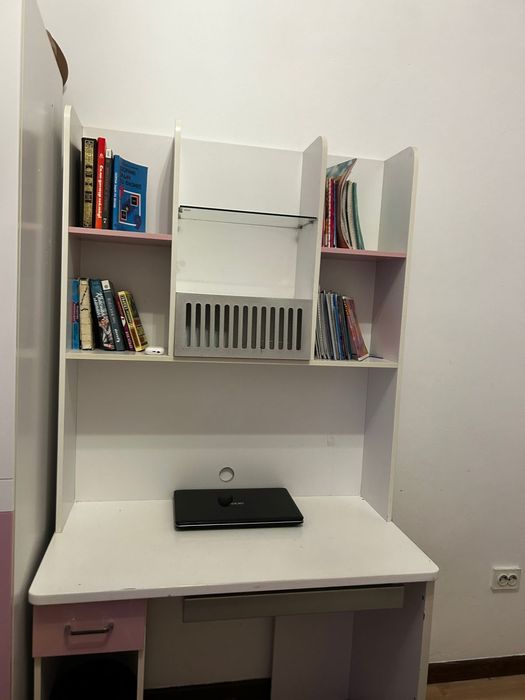 Детский спальный гарнитур, для девочки.