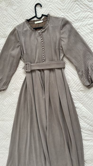 Женская платье