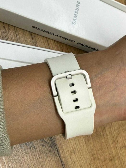 Часы Samsung Galaxy 6 Watch White