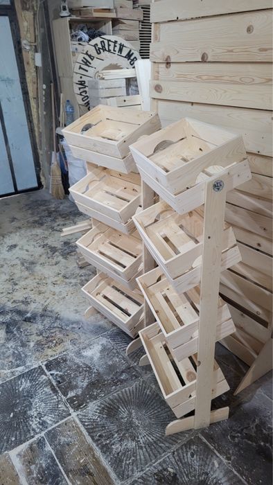 Вертикални стелажи за плодове и зеленчуци