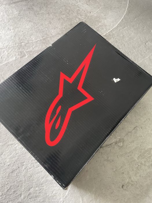 Ботуши Алпинстар номер 43