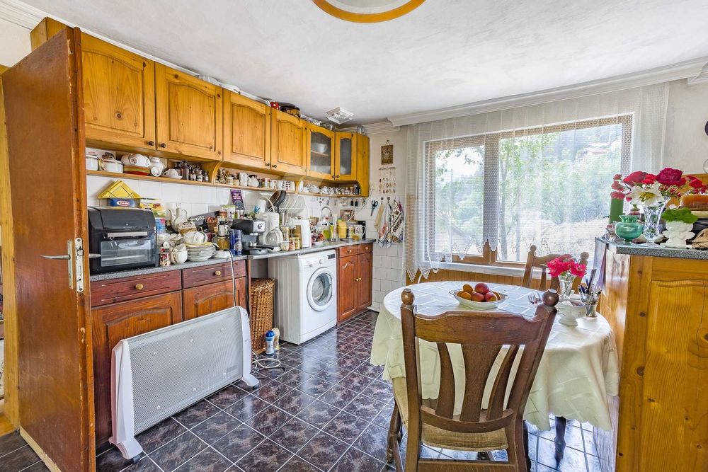 Продава се Къща в Своге - 90 кв.м за 912 €/кв.м - Снимка #3