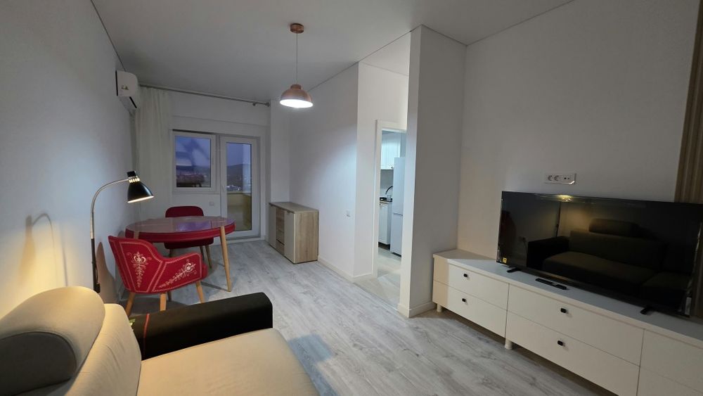Închiriez apartament cu 2 camere Solumnia