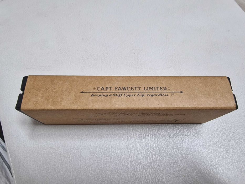 Оригинален Бръснач със сменяеми ножчета на Capt Fawcett