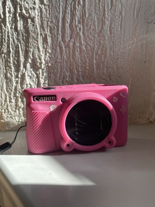 Продам Камеру CANON