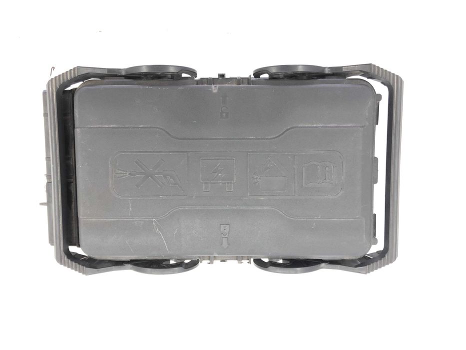 Бушониера Опел инсигниа Opel insignia b sport tourer z18 2018г