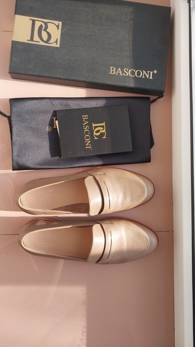 Туфли - лоферы фирма  Basconi