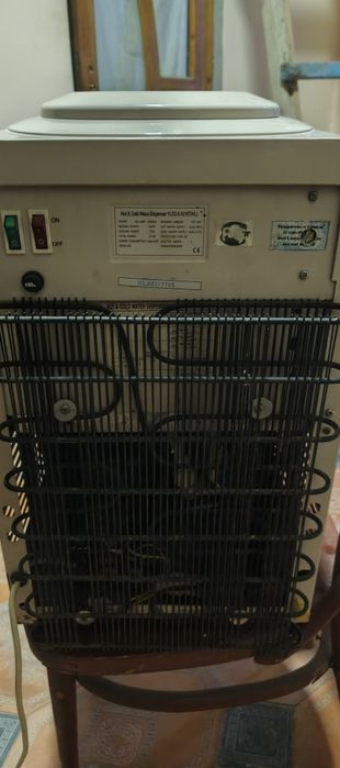 Suv uchun kuler issiq suv