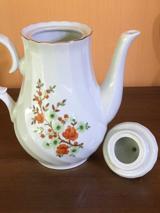 Порцеланови чайници