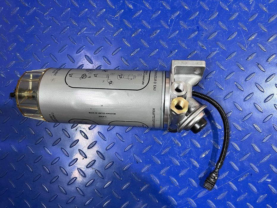 Separator Apa combustibil Mercedes Benz Actros A0004771302