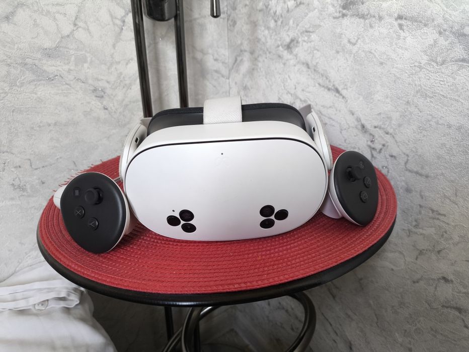 Продаю Meta quest 3s