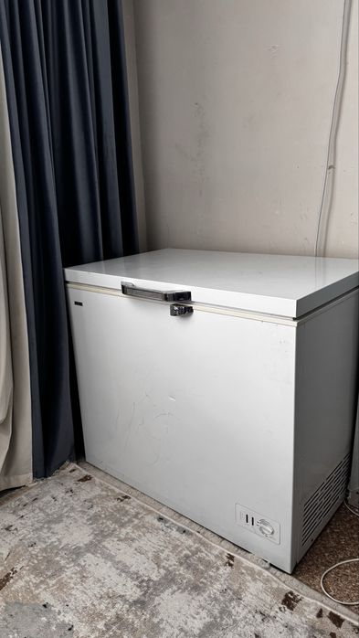 Продам морозильник