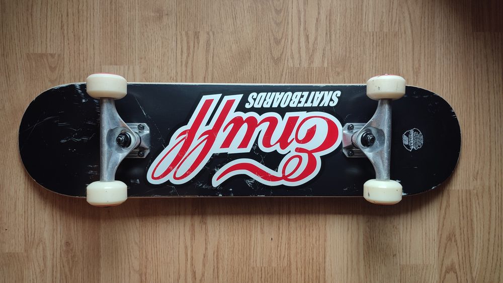 Skateboard complet Enuff Classic Logo 7.25" cu roti de 54mm