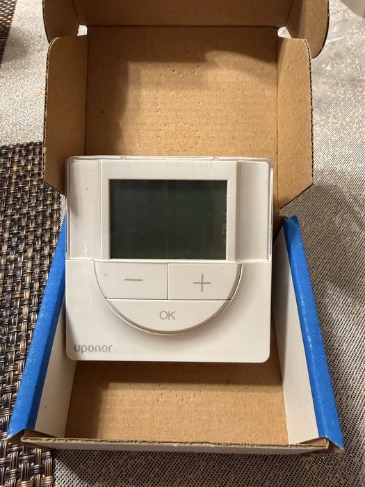 Uponor Smatrix Base T-146 Bus RAL9016