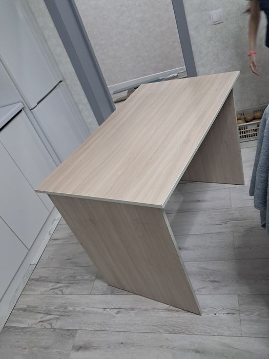 Стол и тумба 6000