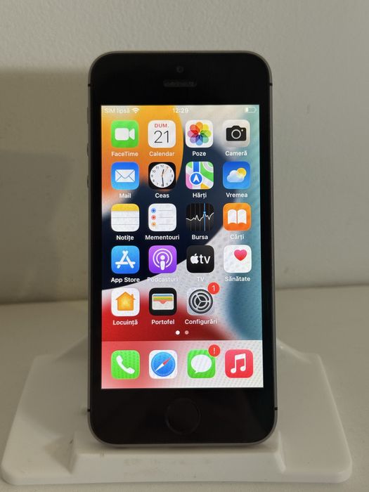 iPhone SE 1st Gen, 16GB, iOS 15.7, Baterie 90%