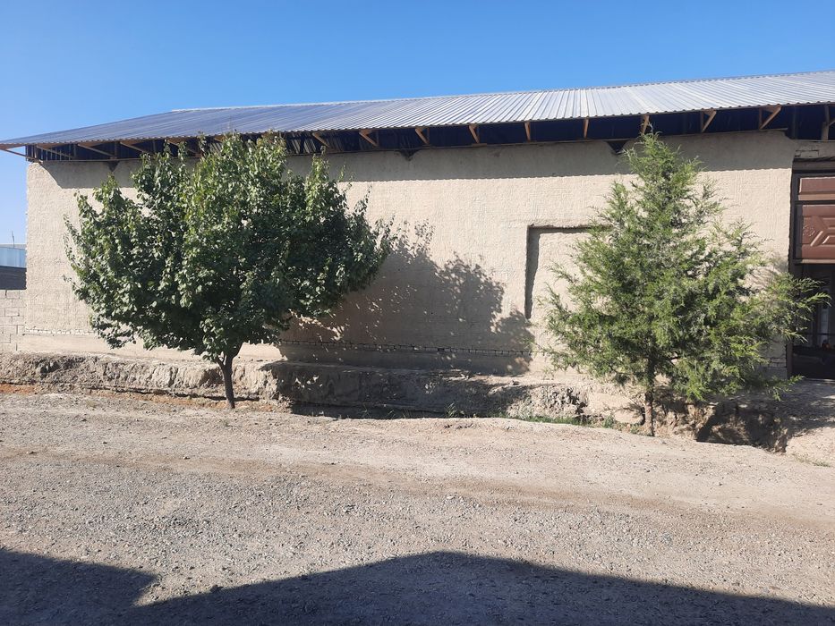 Участка сотилади