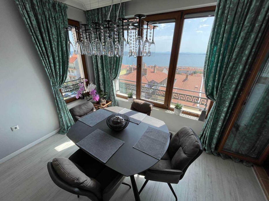 Продава се Тристаен апартамент в Свети Влас - 125 кв.м за 1968 €/кв.м - Снимка #9