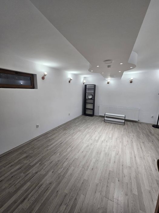 Inchiriere cameră COSMETICĂ