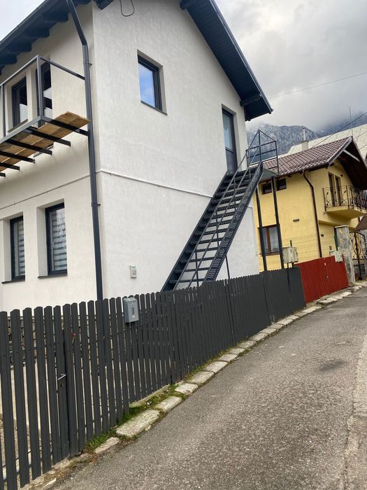 Vând scarii metalice zincate exterioare la cela mai mica preț din Româ