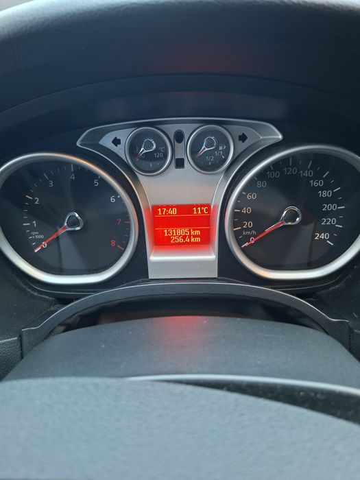 Ford Focus 1.6 benzina