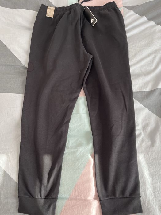 Черен анцуг на Адидас